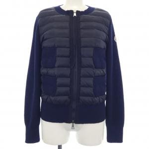 モンクレール MONCLER ダウンジャケット