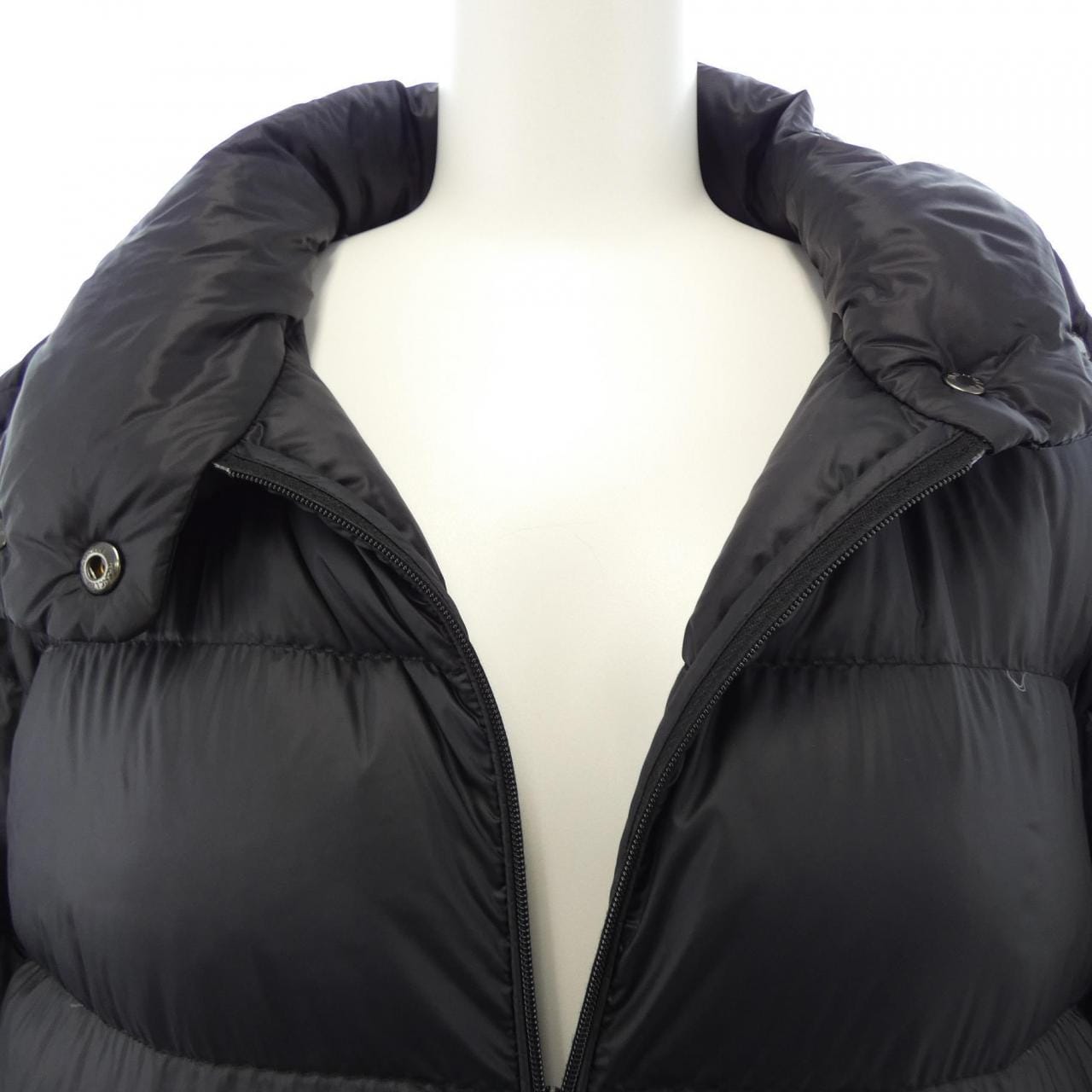 モンクレール MONCLER ABRICOTIER ダウンコート