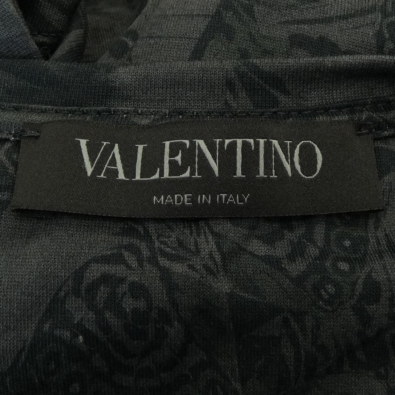 ヴァレンティノ VALENTINO Tシャツ