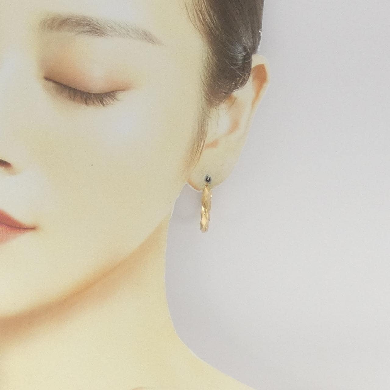 K18YG earrings