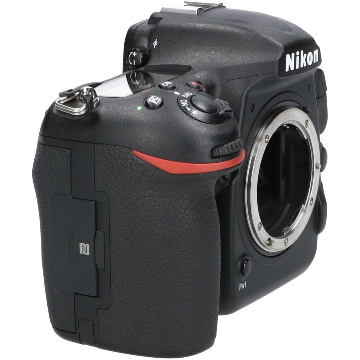 NIKON D500