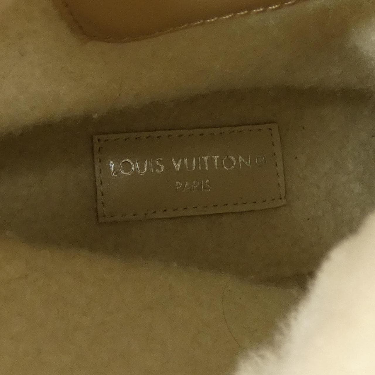 ルイヴィトン LOUIS VUITTON LVボブールライン ブーツ