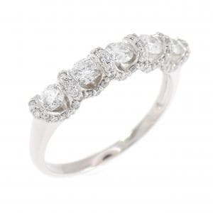 ジーエスティービー ダイヤモンド リング 0.70CT