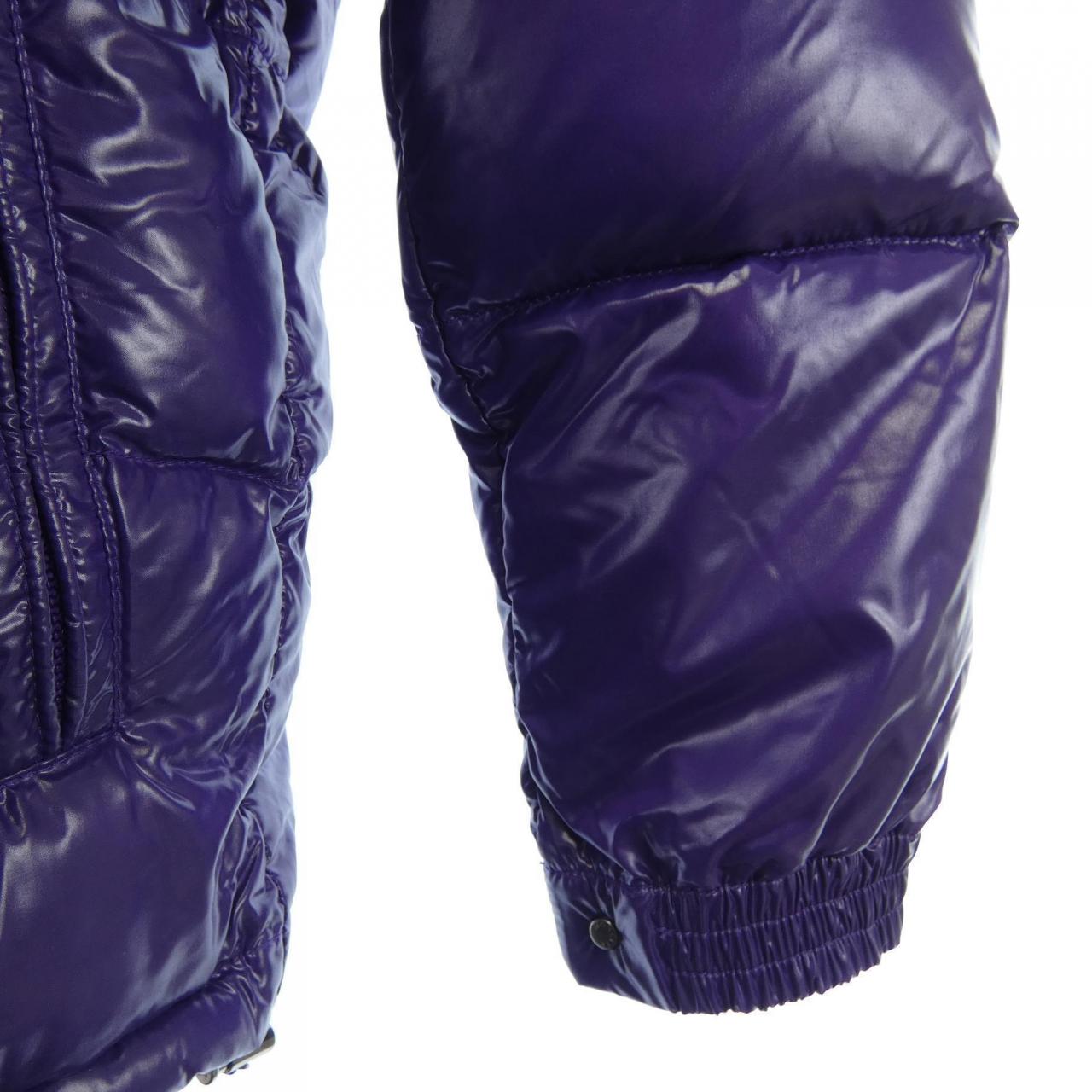 モンクレール MONCLER ダウンジャケット