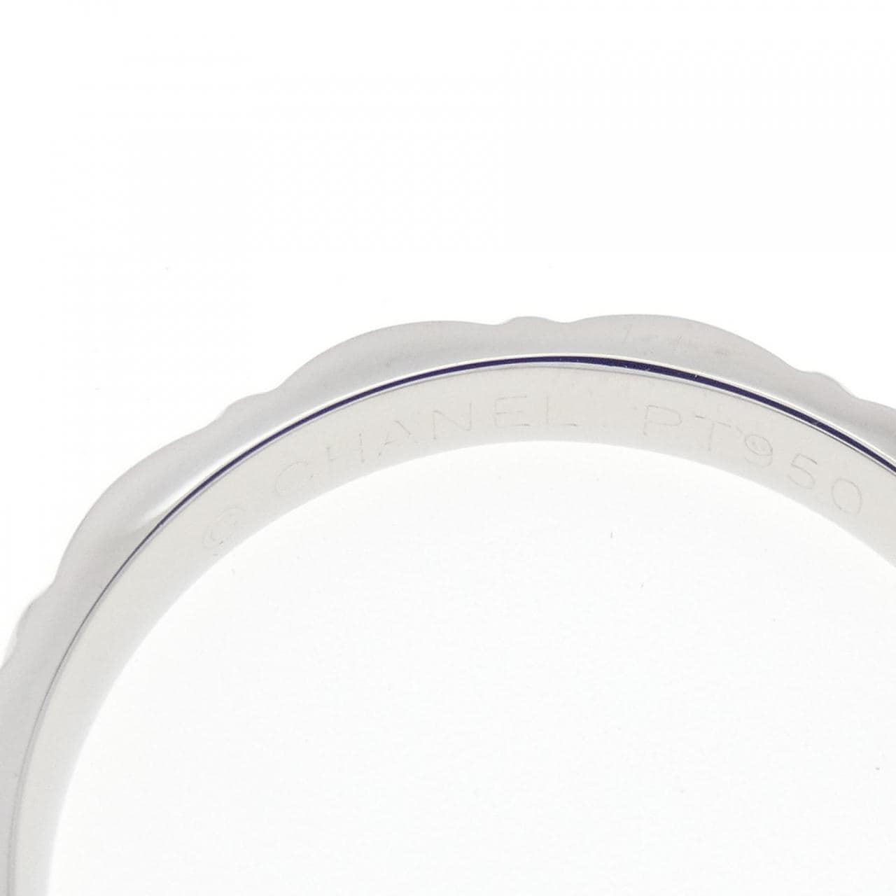 CHANEL matelasse ring