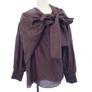 プルミエアロンディスモン 1er Arrondissement トップス