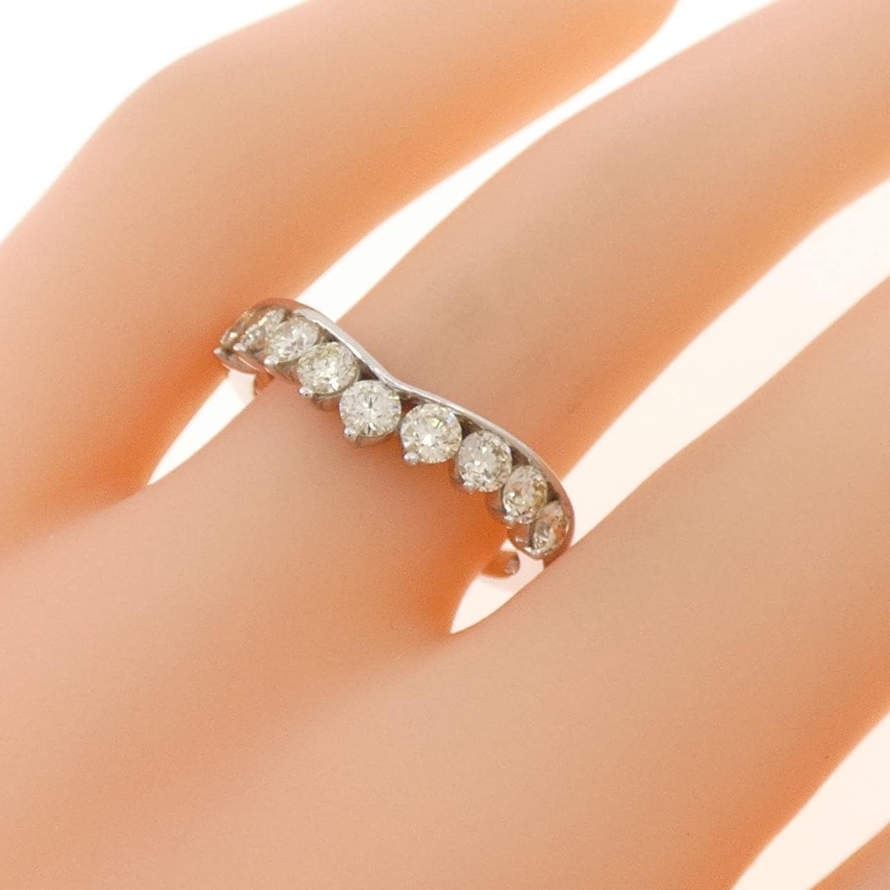 K18WG ダイヤモンド リング 0.72CT