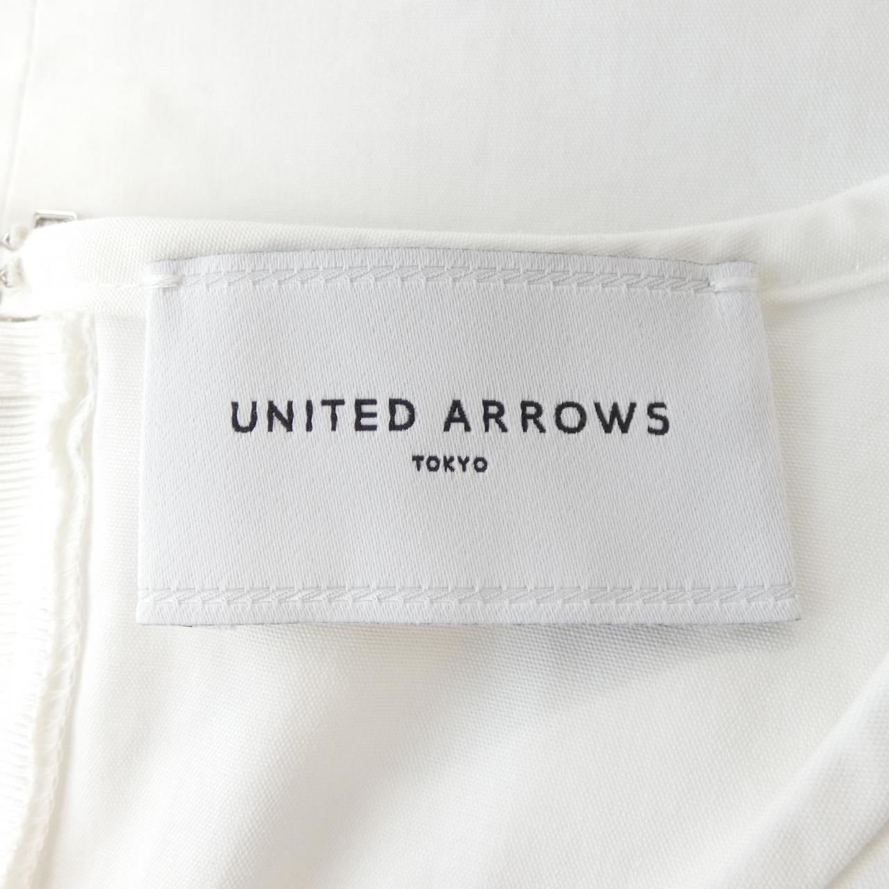 ユナイテッドアローズ UNITED ARROWS トップス