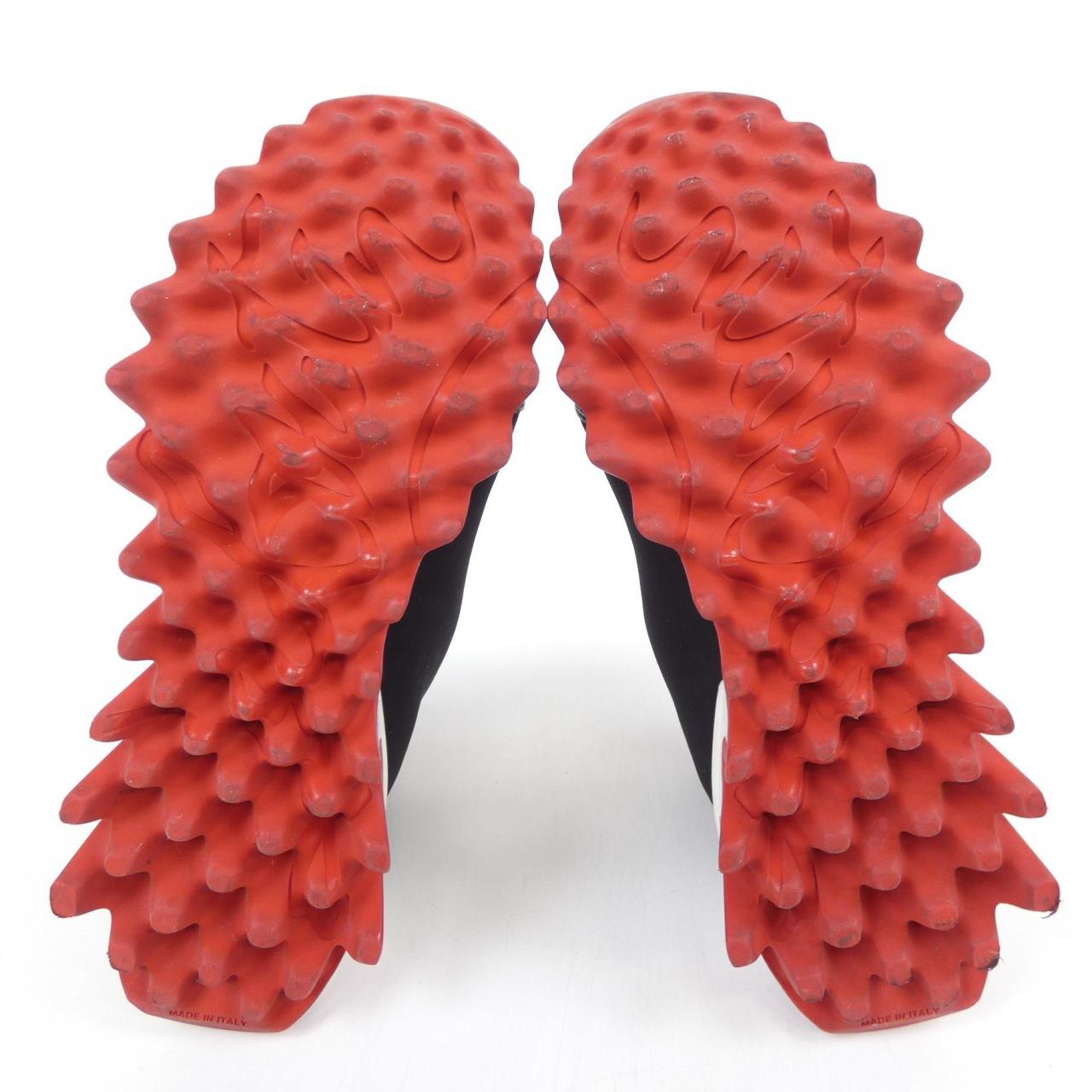 クリスチャンルブタン CHRISTIAN LOUBOUTIN スニーカー