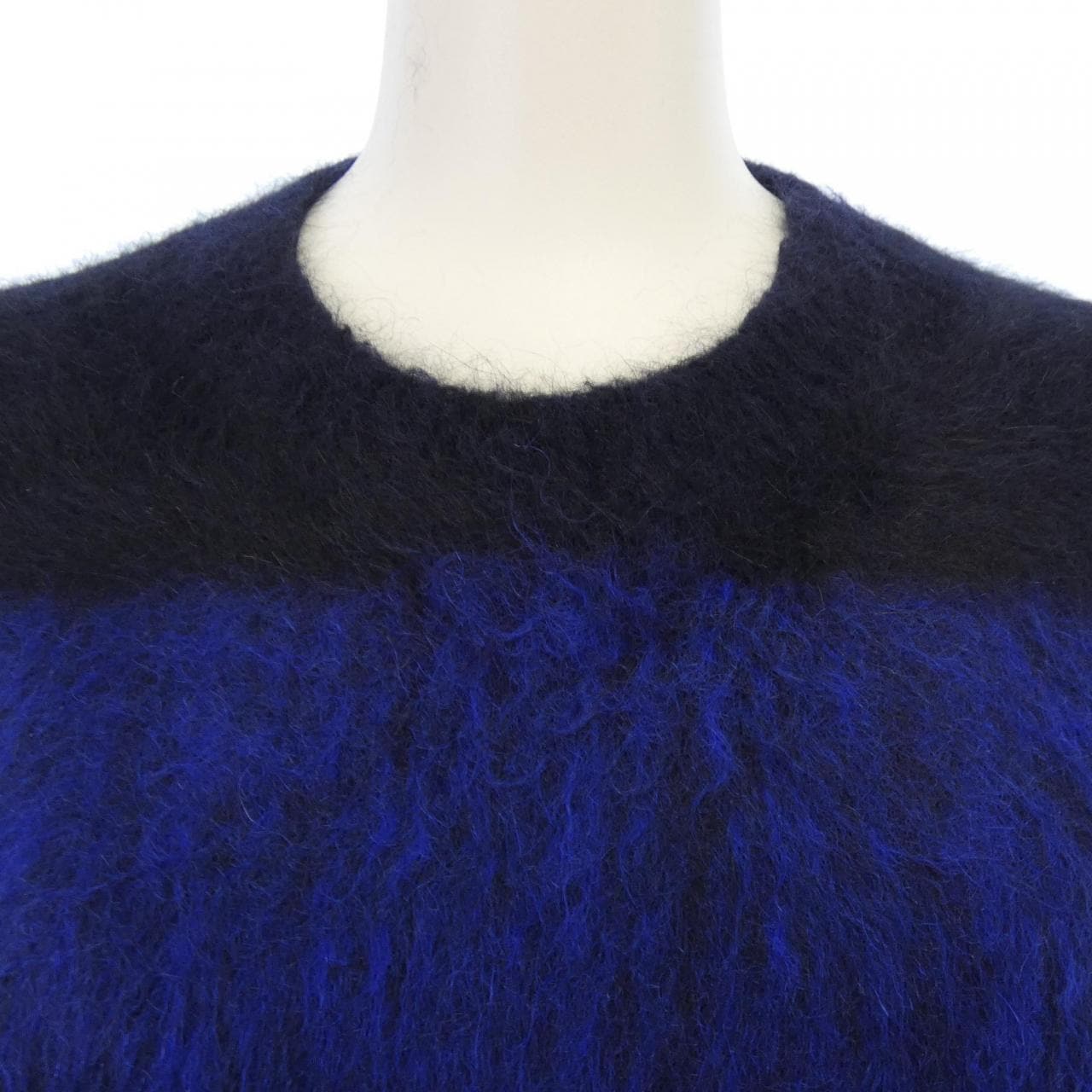 セリーヌ CELINE 2 3Z71/5614 ニット