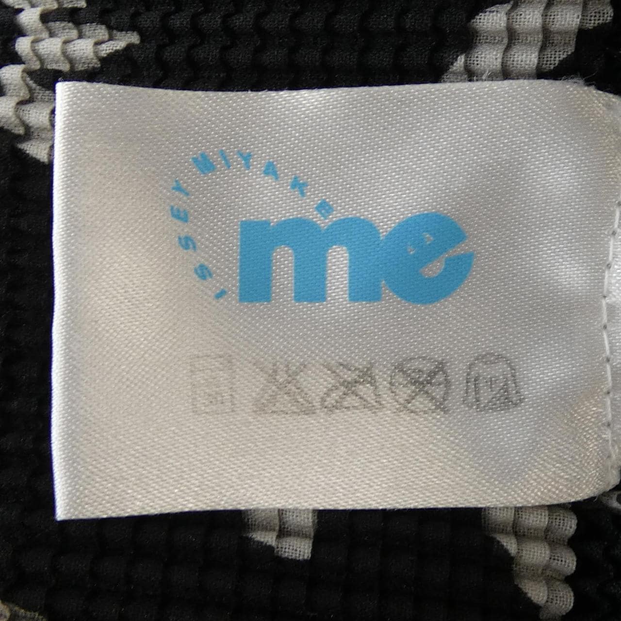 MIYSEY MIYAKE MI91FK515上衣