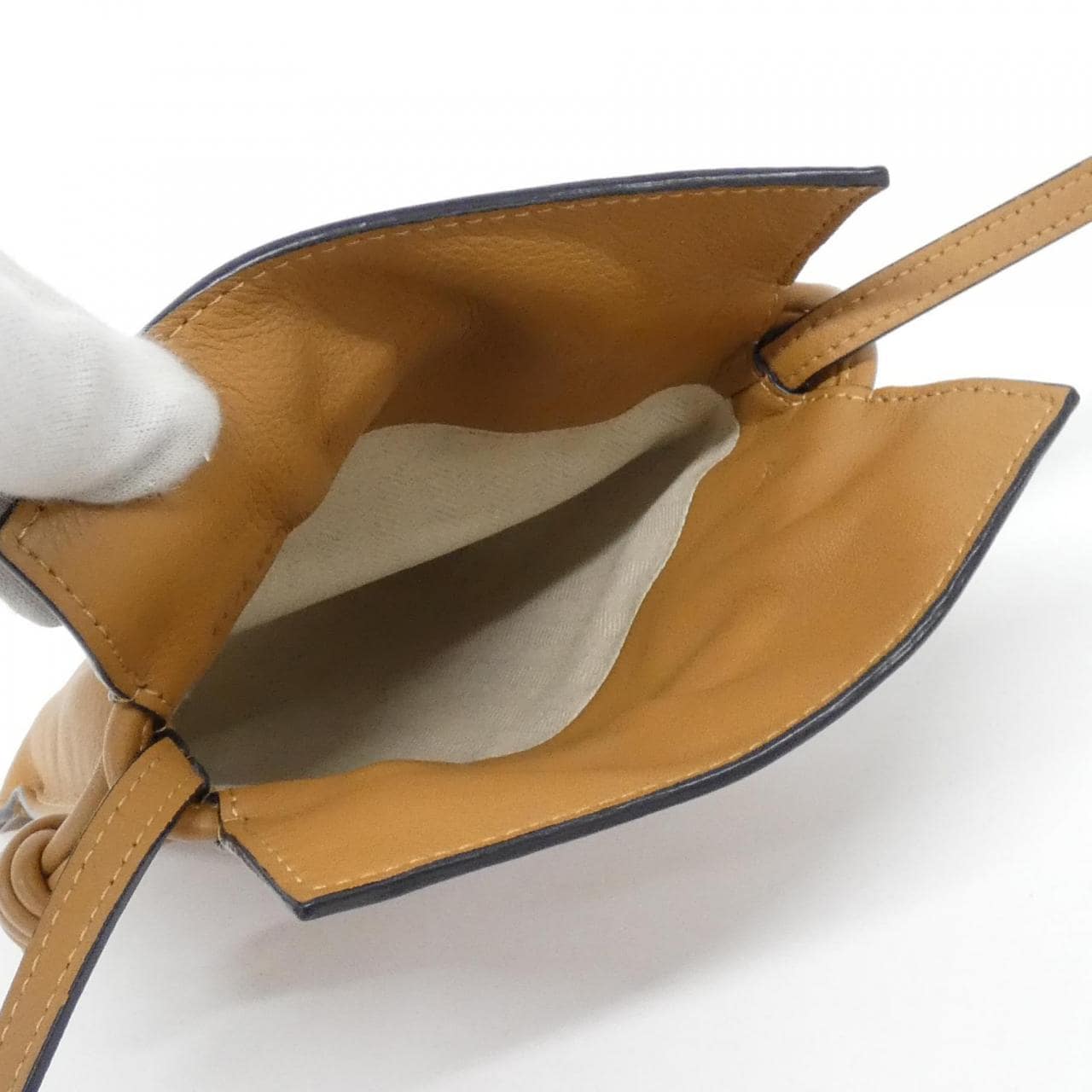 ロエベ フラメンコ ポケット A411F10X01 ショルダーバッグ