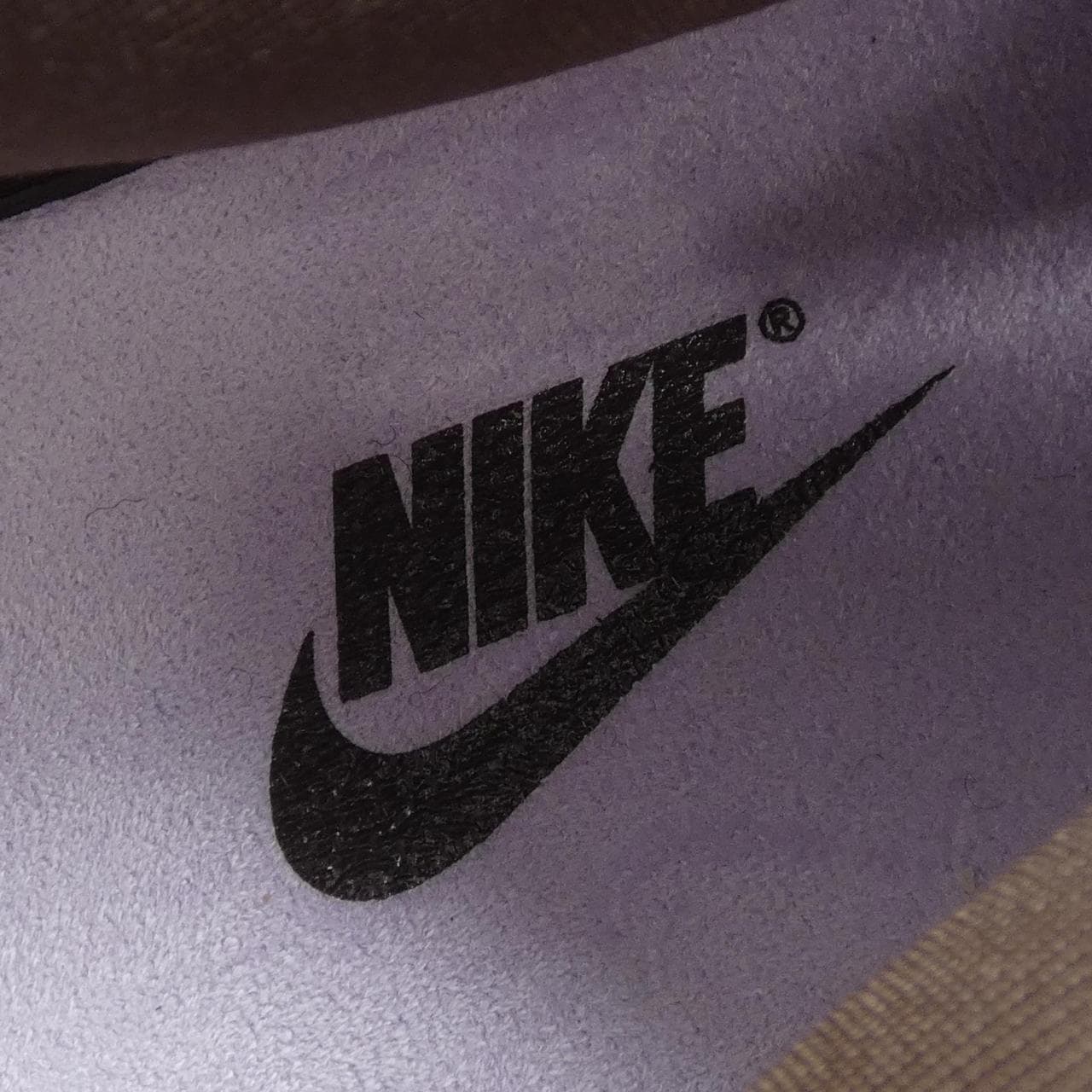 ナイキ NIKE IO0052-200 スニーカー