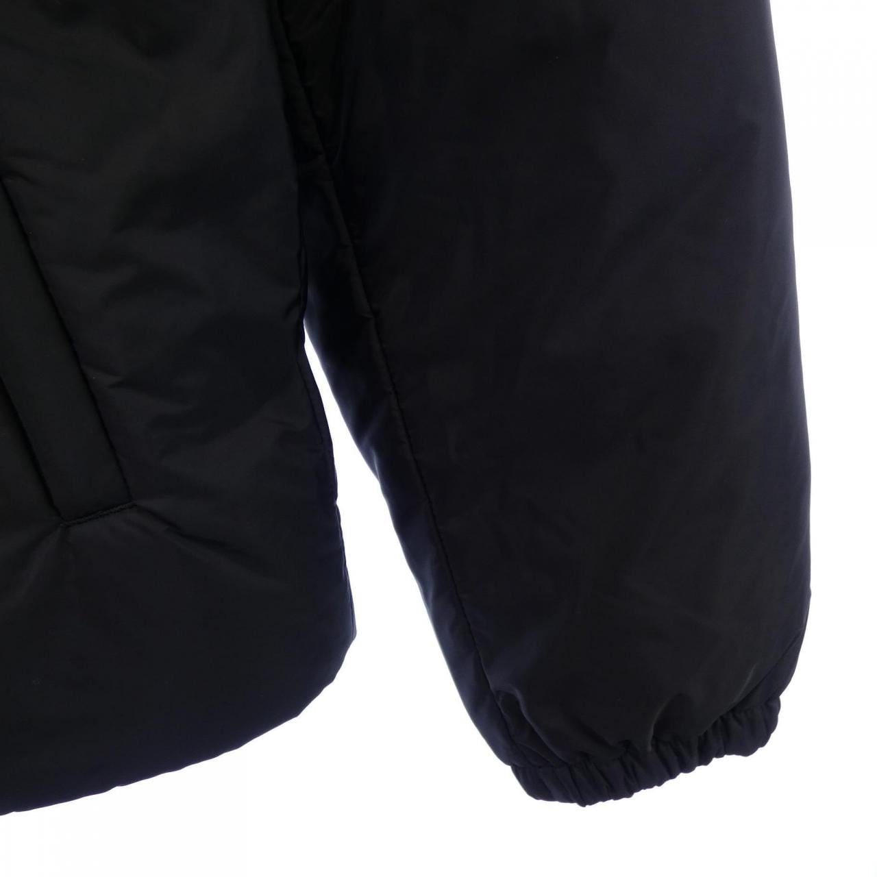 プラダ PRADA トライアングルロゴ SGN955 S191 1WQ9 ダウンジャケット