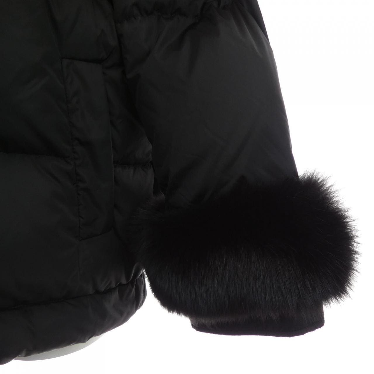 MONCLER EFFRAIE 羽絨服