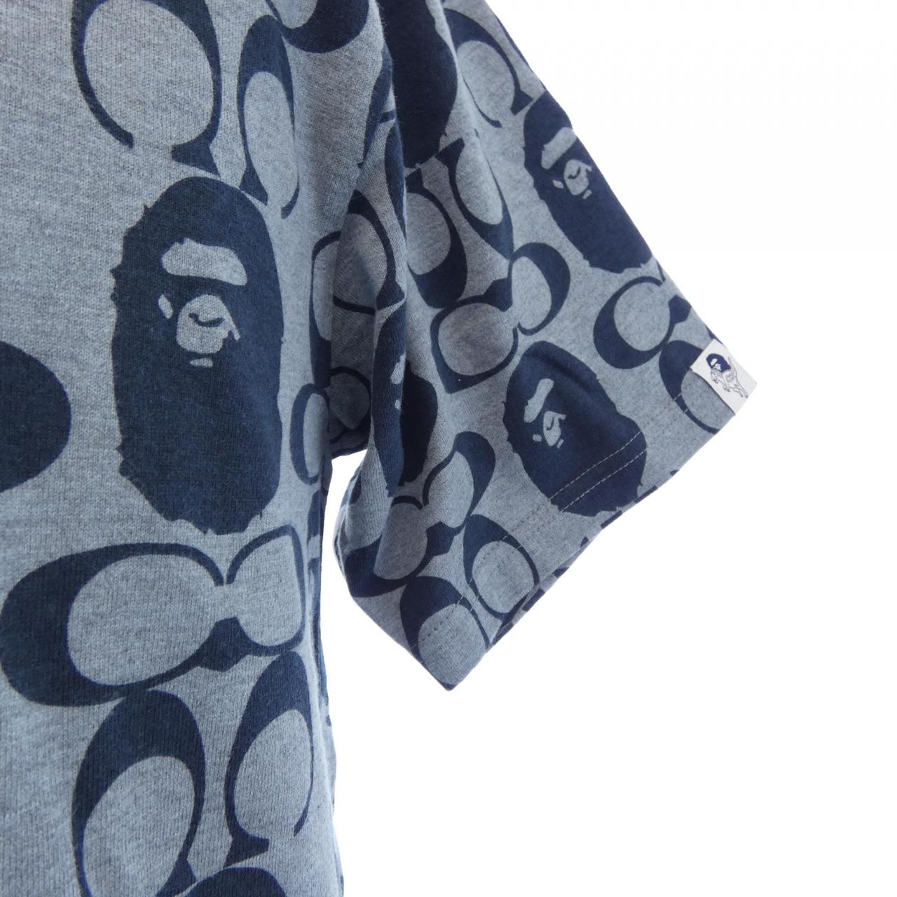 アベイシングエイプ A BATHING APE COACH Tシャツ