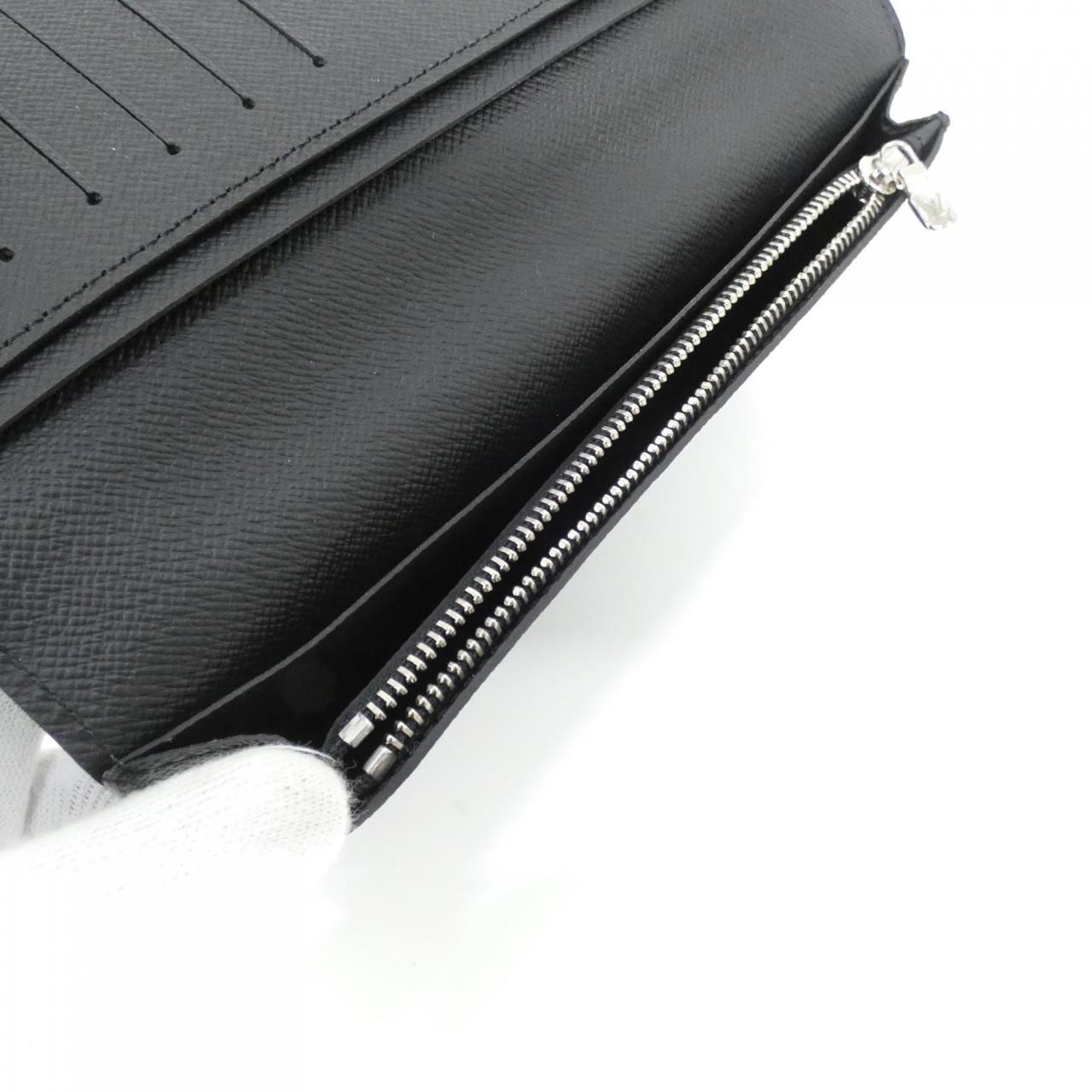 ルイヴィトン エピ ポルトフォイユ ブラザ M60622 財布