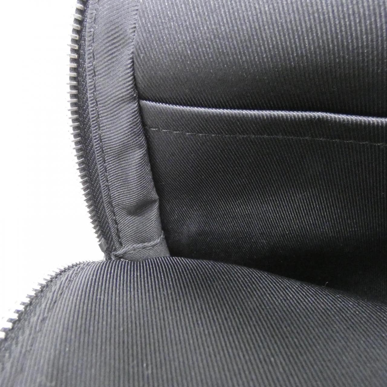 ルイヴィトン ダミエ グラフィット アヴェニュー スリングバッグ N41719 ショルダーバッグ