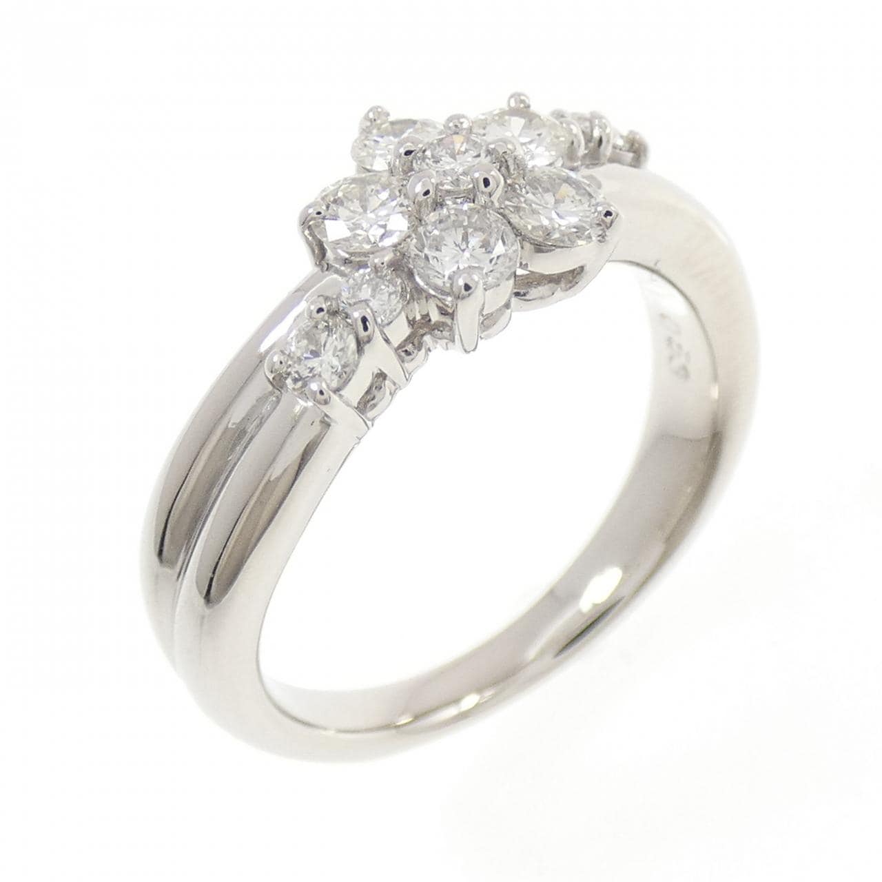PT900 フラワー ダイヤモンド リング 0.53CT