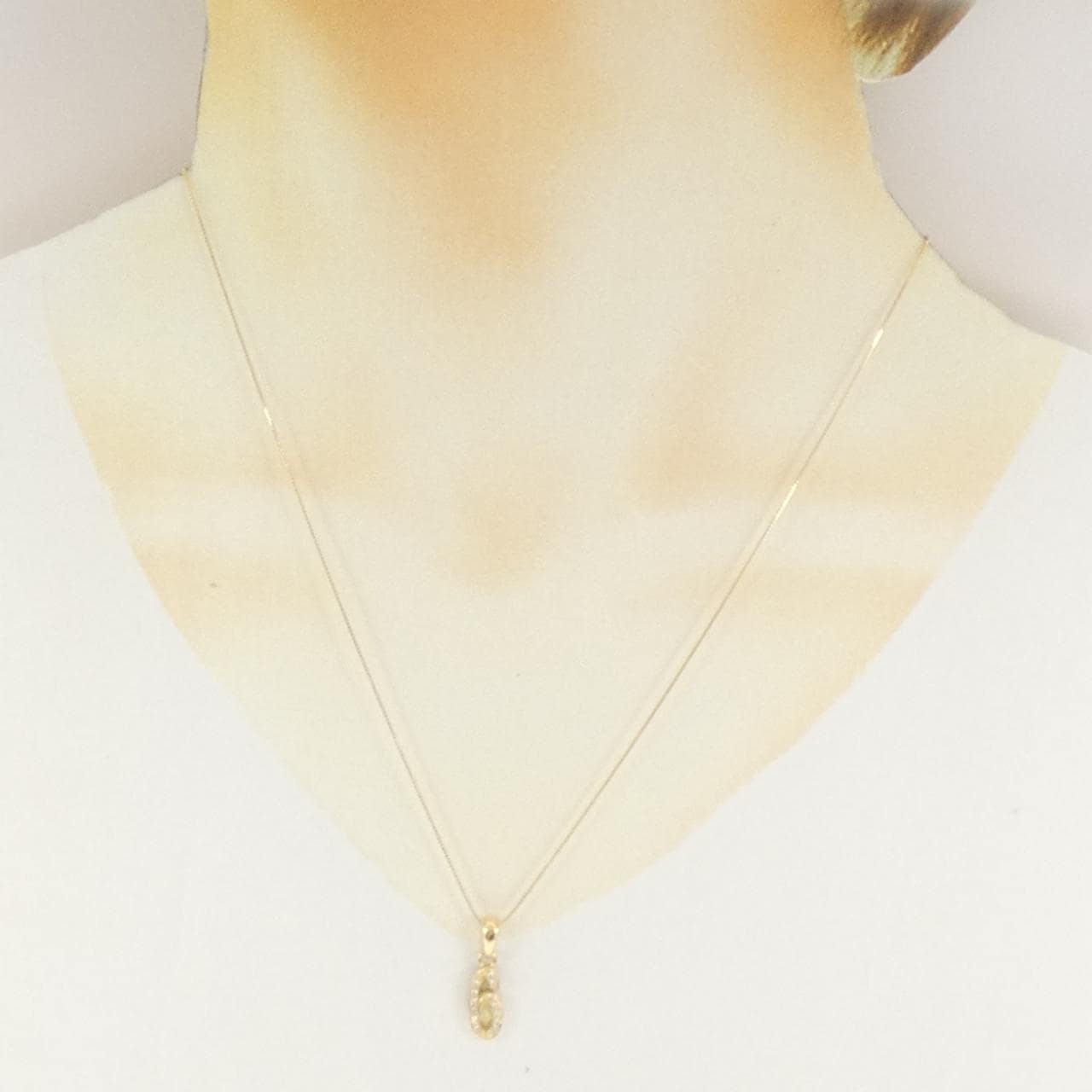 K18YG ナンバー6 ダイヤモンド ネックレス 0.07CT