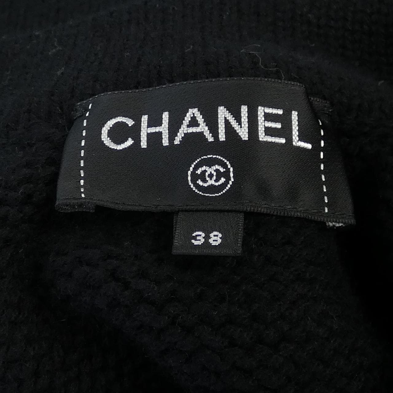 CHANEL P73554K10562 22B 開襟衫
