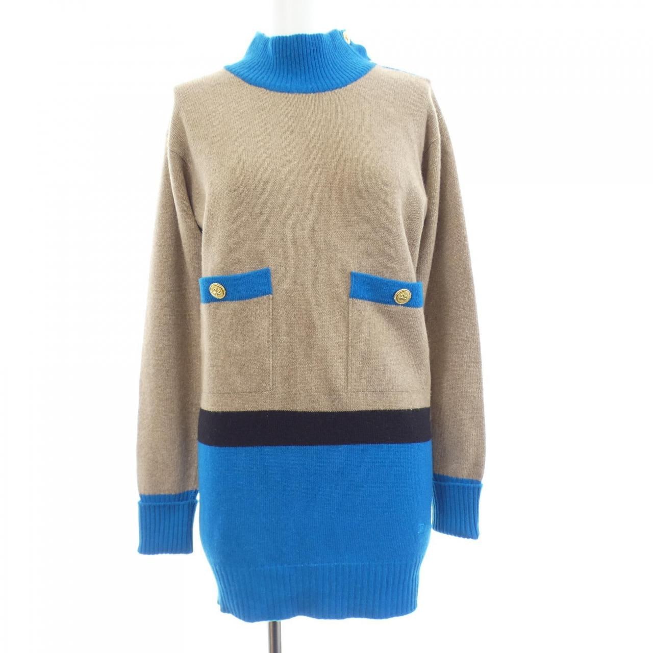 【ヴィンテージ】シャネル CHANEL MADE IN SCOTLAND クローバーボタン ニット