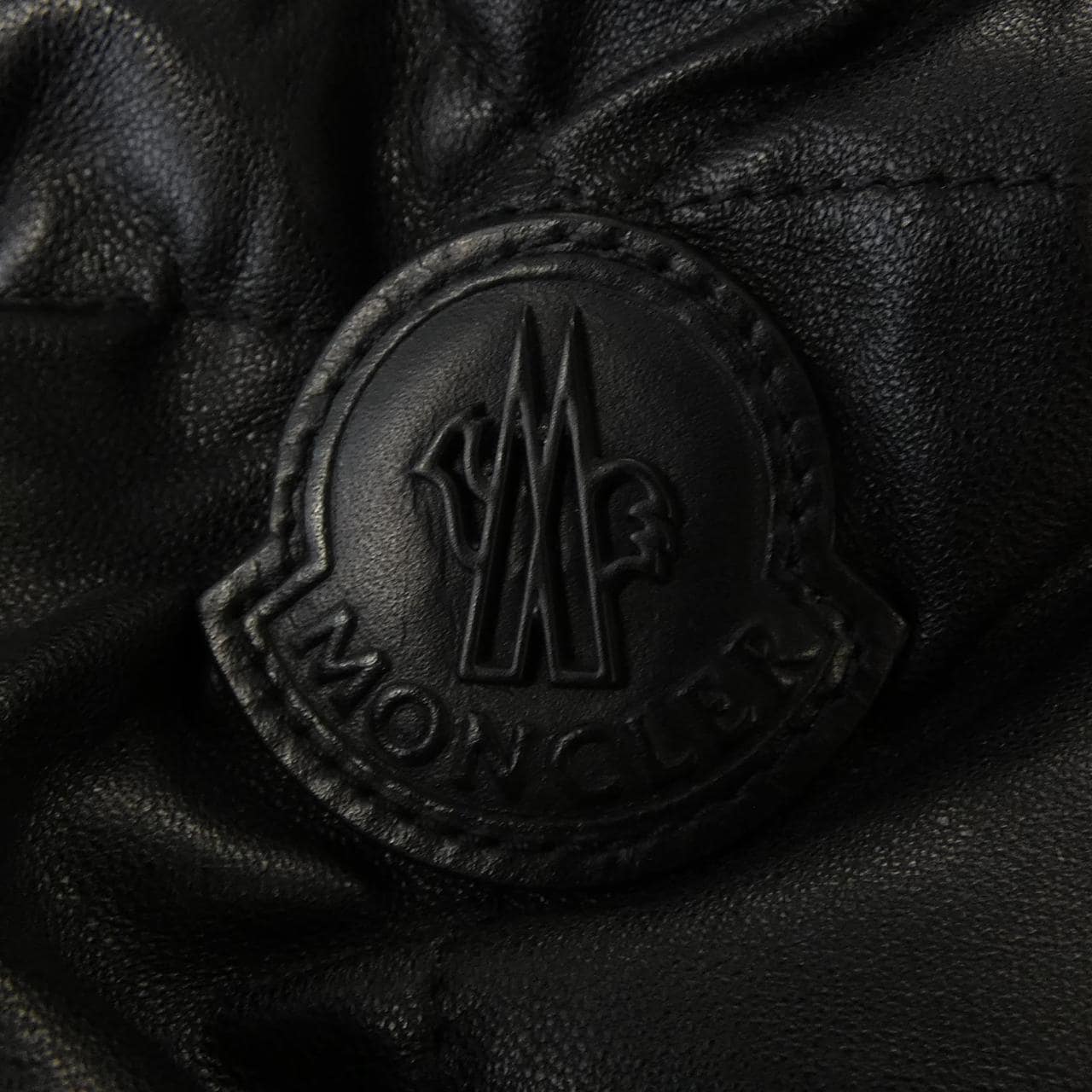 モンクレール MONCLER CHARENTE ダウンジャケット
