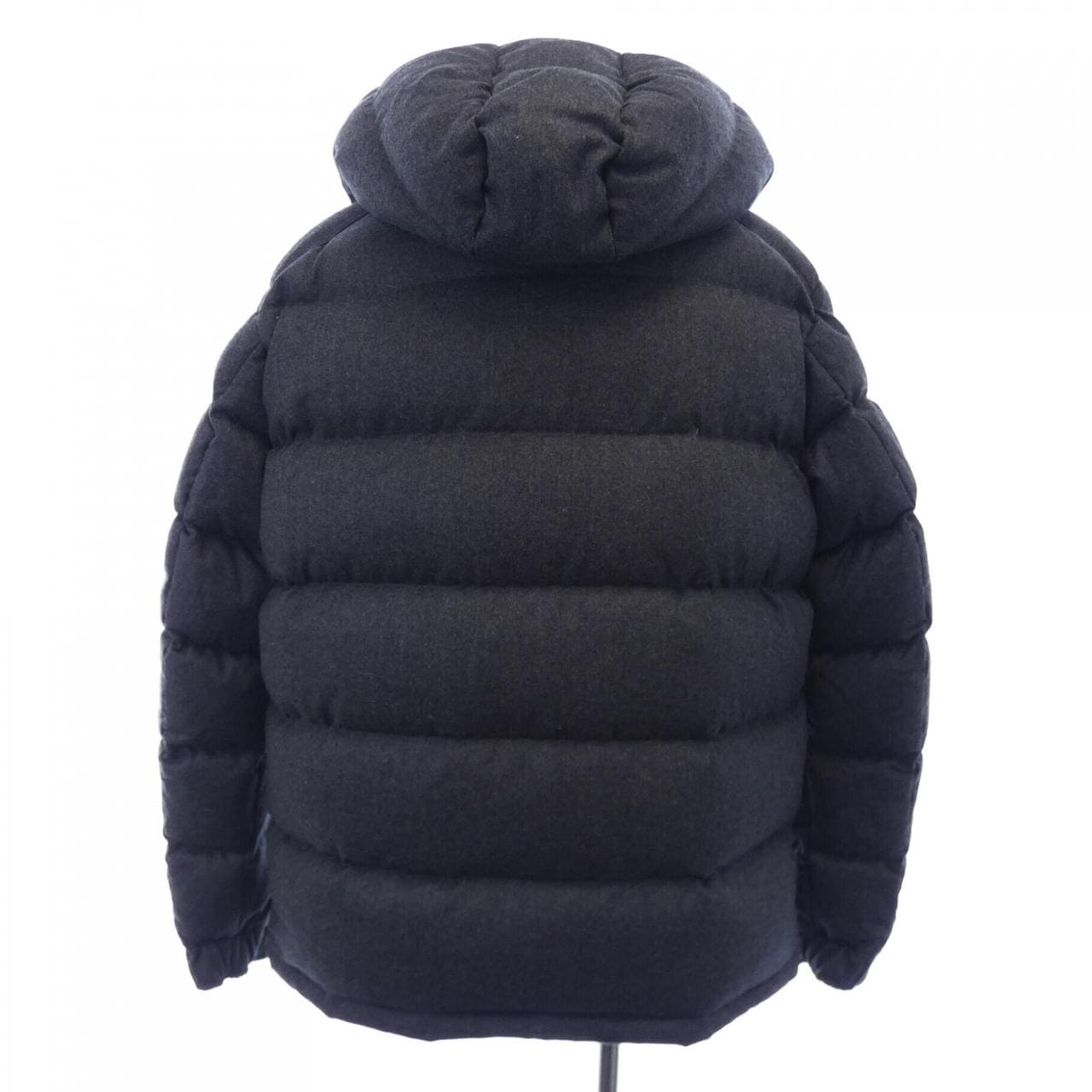 モンクレール MONCLER ダウンジャケット