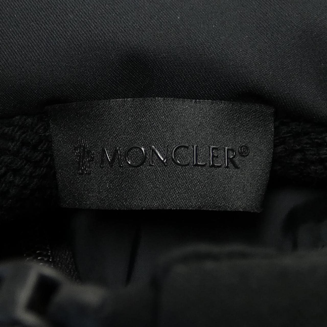 モンクレール MONCLER 20919B00030 ダウンジャケット