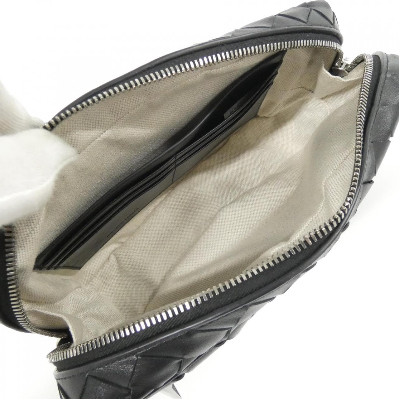 ボッテガヴェネタ 777390 V2HL1 バッグ