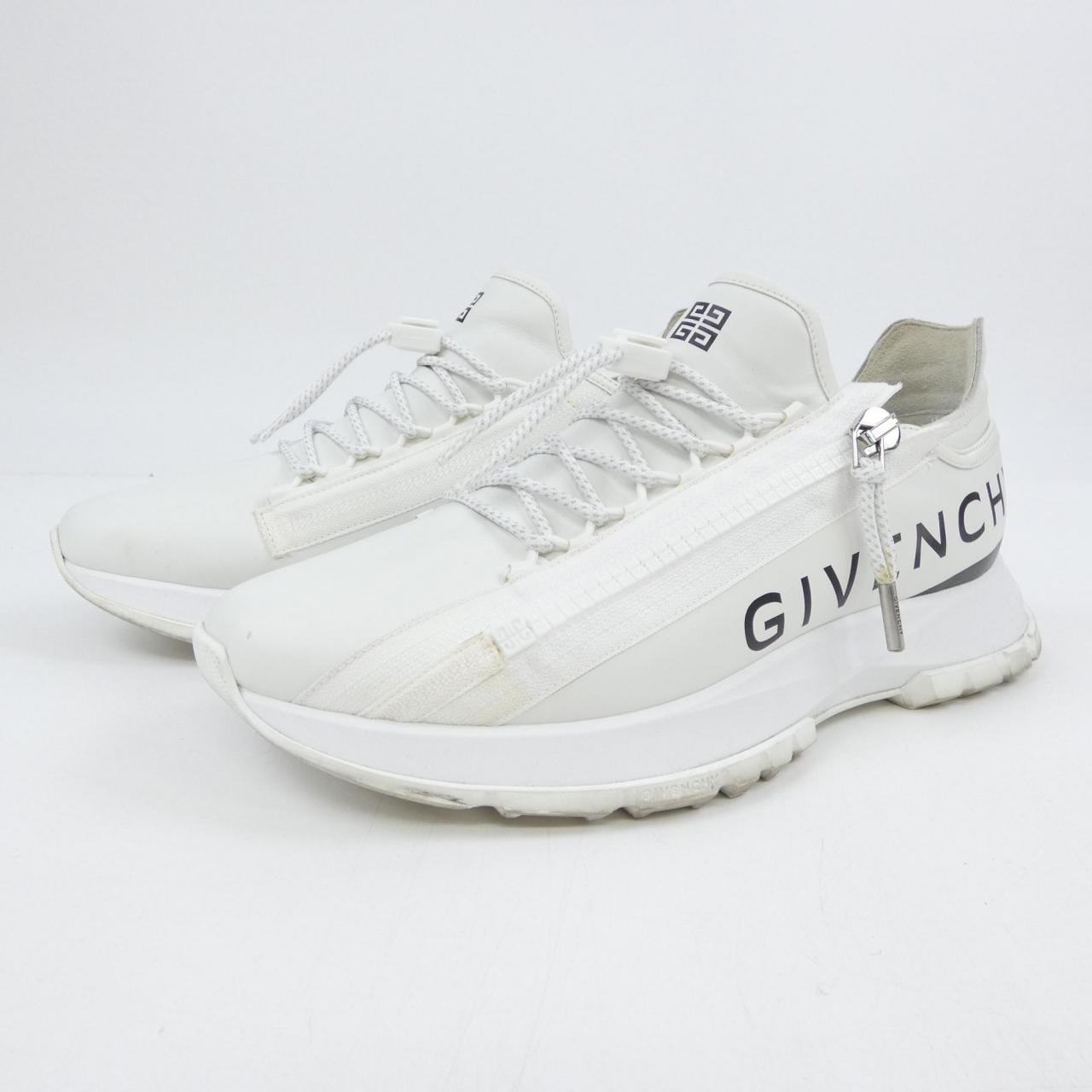 ジバンシー GIVENCHY スニーカー