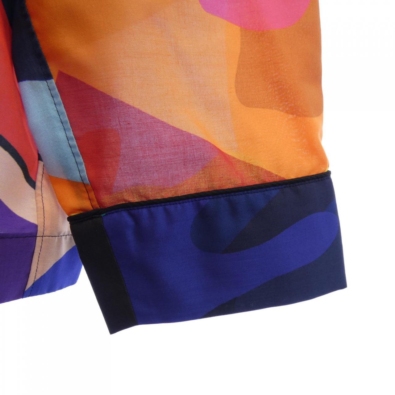 サカイ SACAI KAWS 21-02574M シャツ