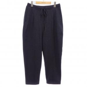 PIPPIOLINO パンツ