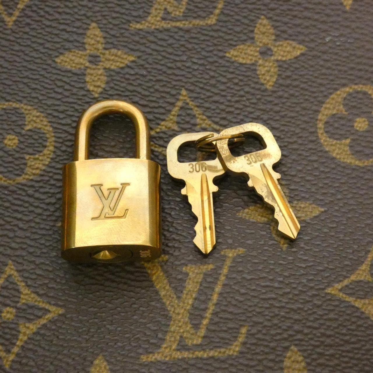 LOUIS VUITTON Monogram Keepall Bandouliere 55 厘米 M41414 波士顿包