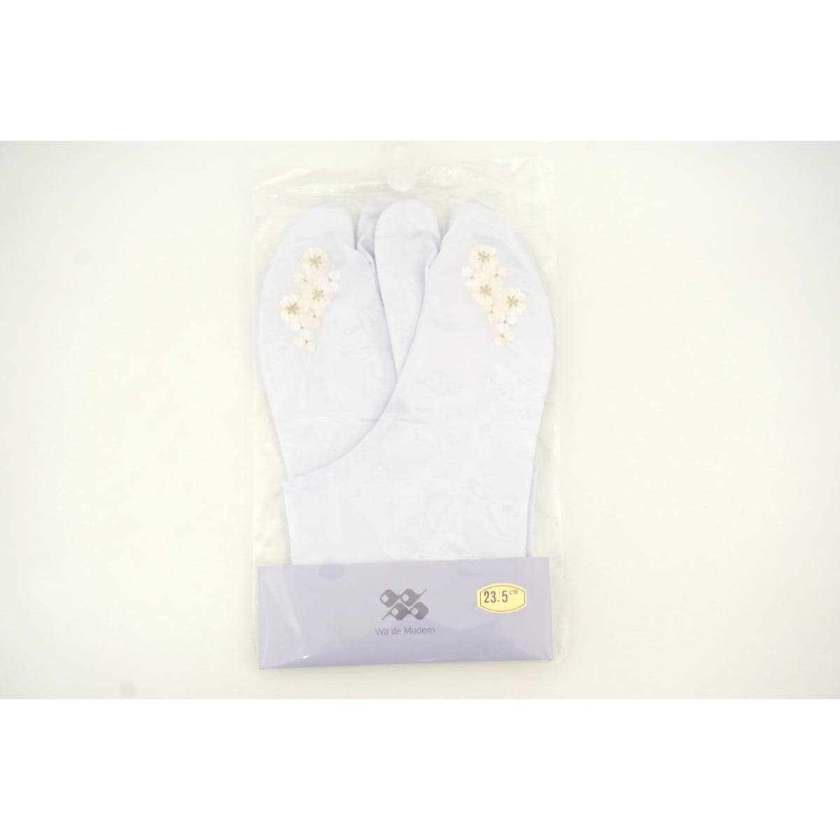 【新品】刺繍足袋　２３．５ｃｍ