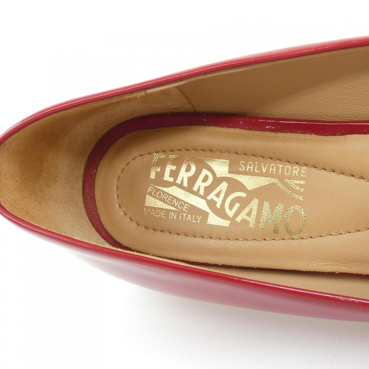 【箱付】フェラガモ フラットシューズ コメ兵|サルヴァトーレフェラガモ SALVATORE FERRAGAMO