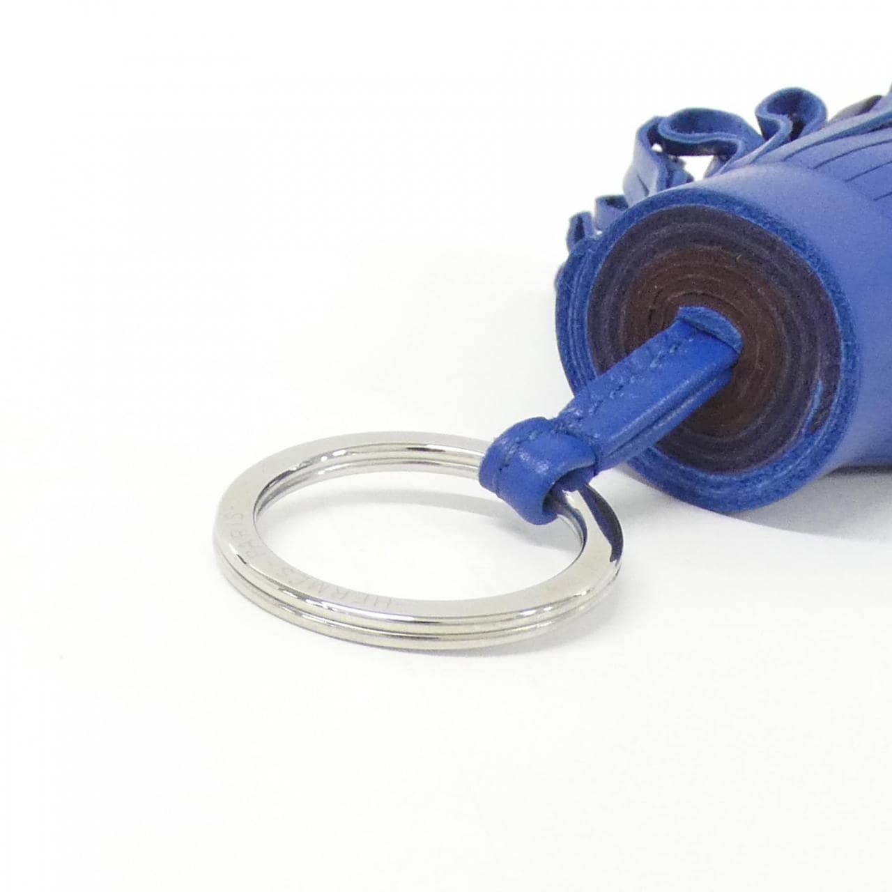 エルメス カルメン トリコロール 079018CJ キーリング