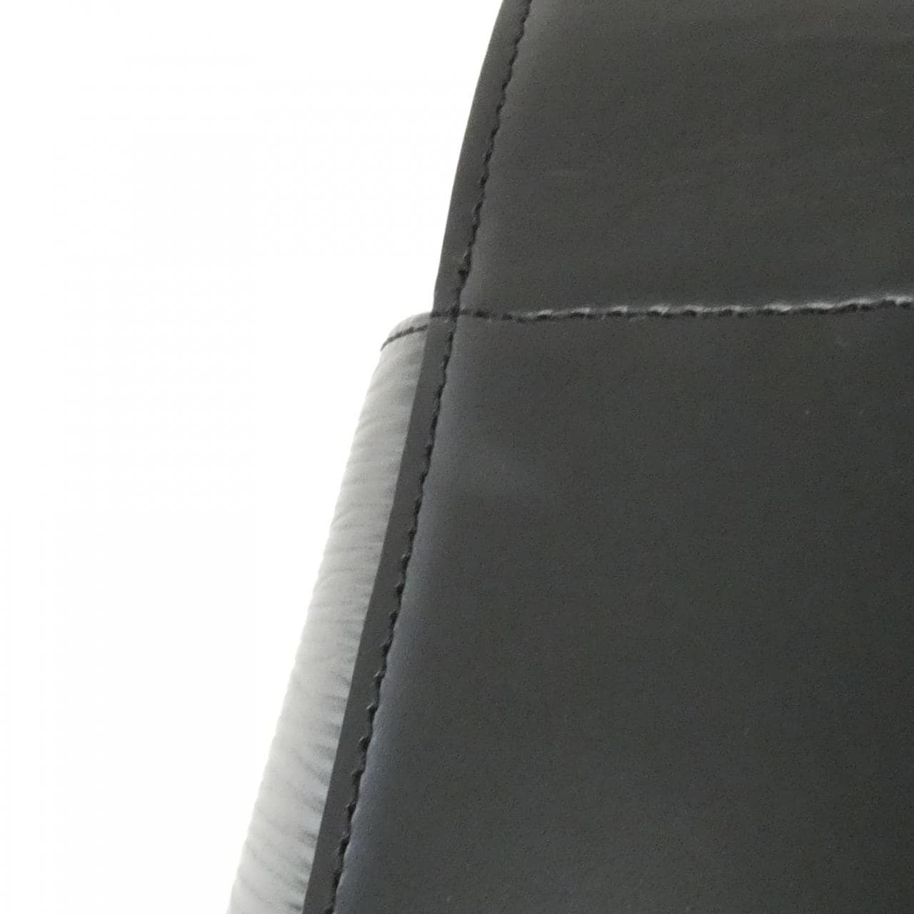 LOUIS VUITTON Epi Revli M52162 Shoulder Bag