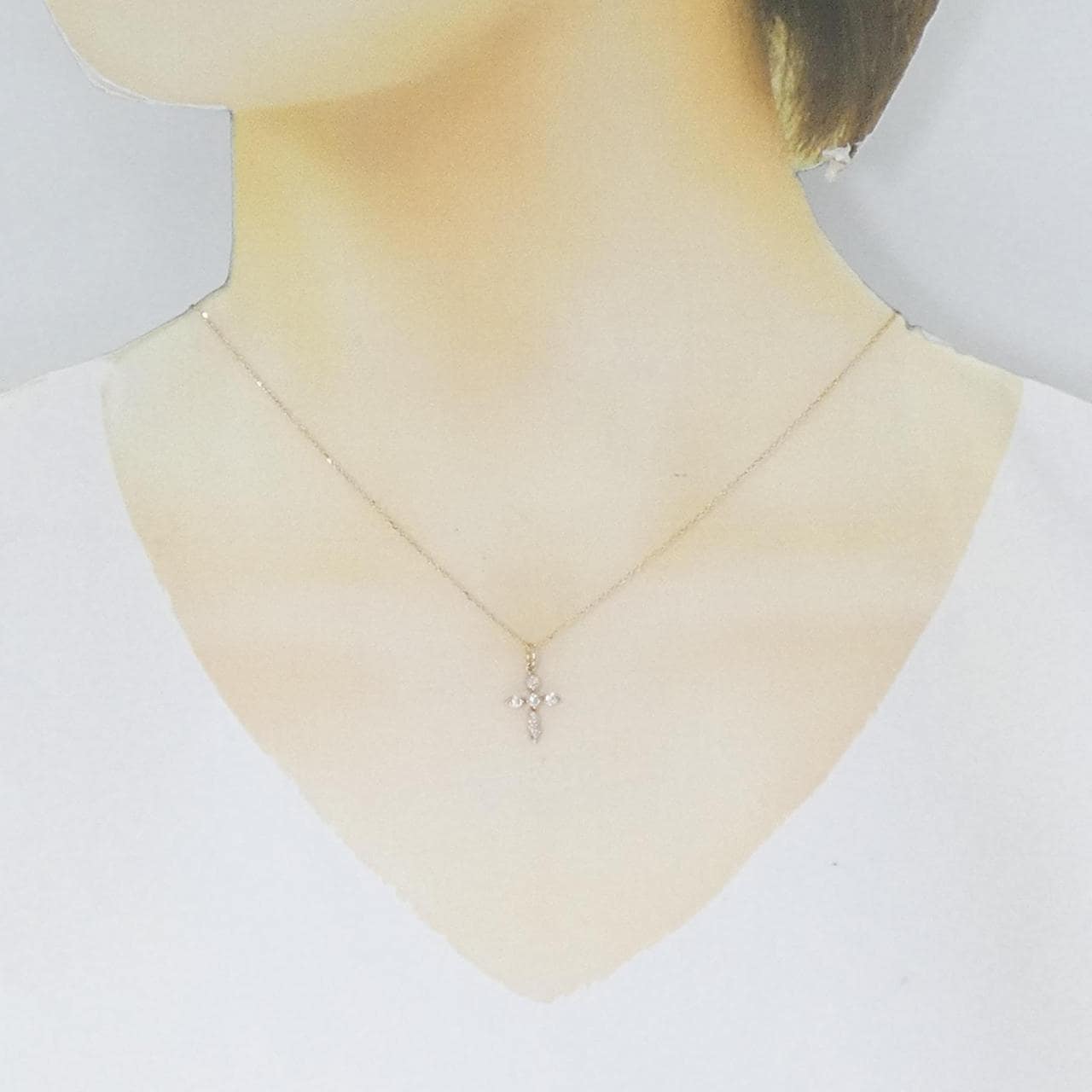 K10PG cross Diamond necklace 0.18CT