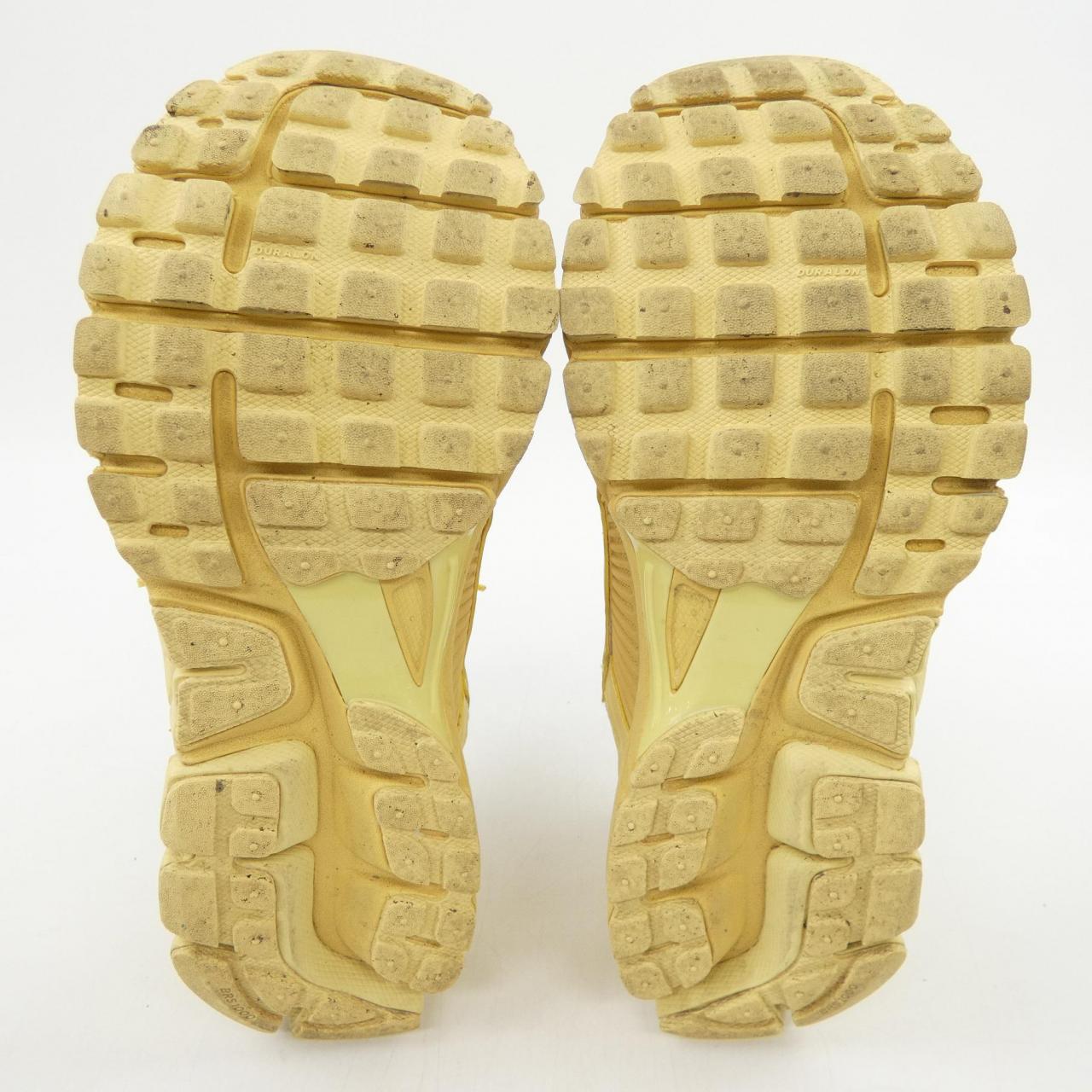 ナイキ NIKE FQ7079-700 スニーカー