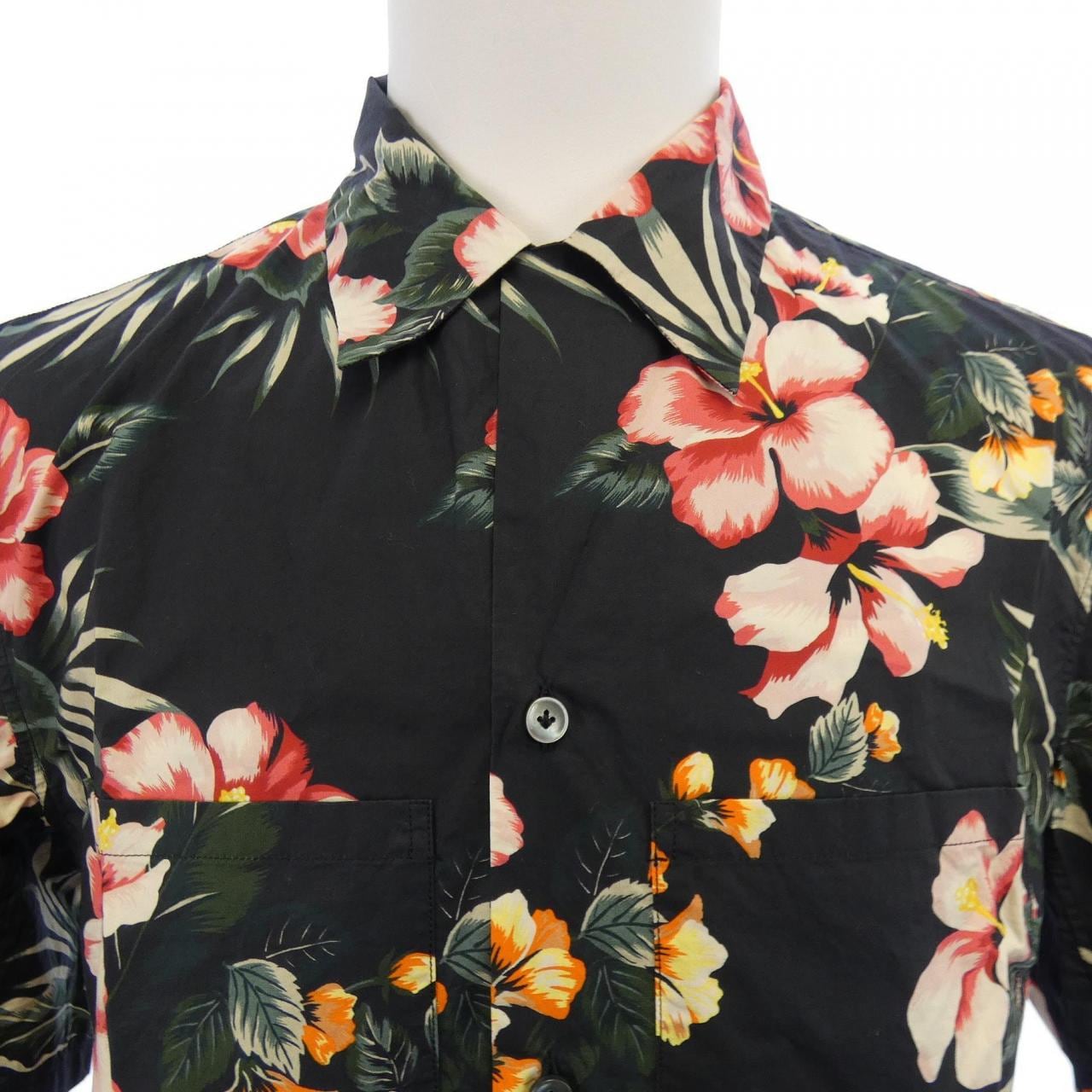 ヴァレンティノ VALENTINO QV3AAA10VJU S／Sシャツ