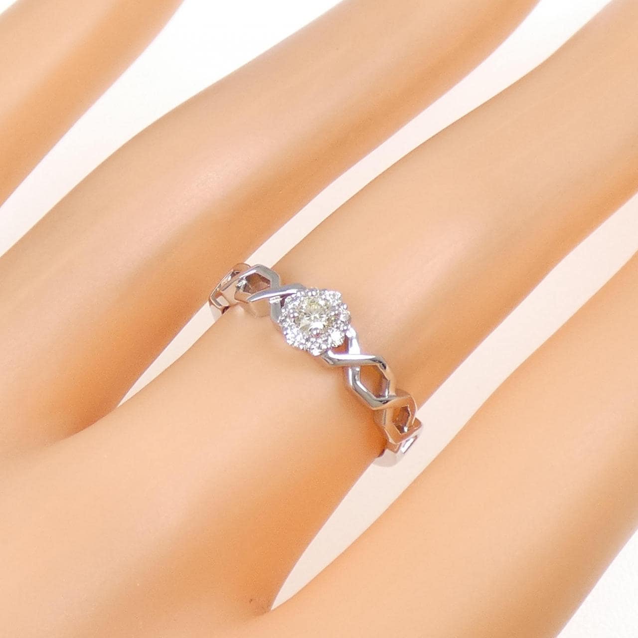 PT950 ダイヤモンド リング 0.092CT
