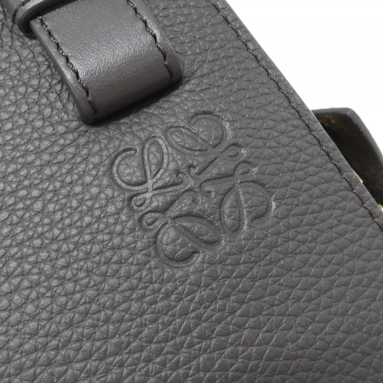 ロエベ ハンモック コンパクト A538H13X03 ショルダーバッグ