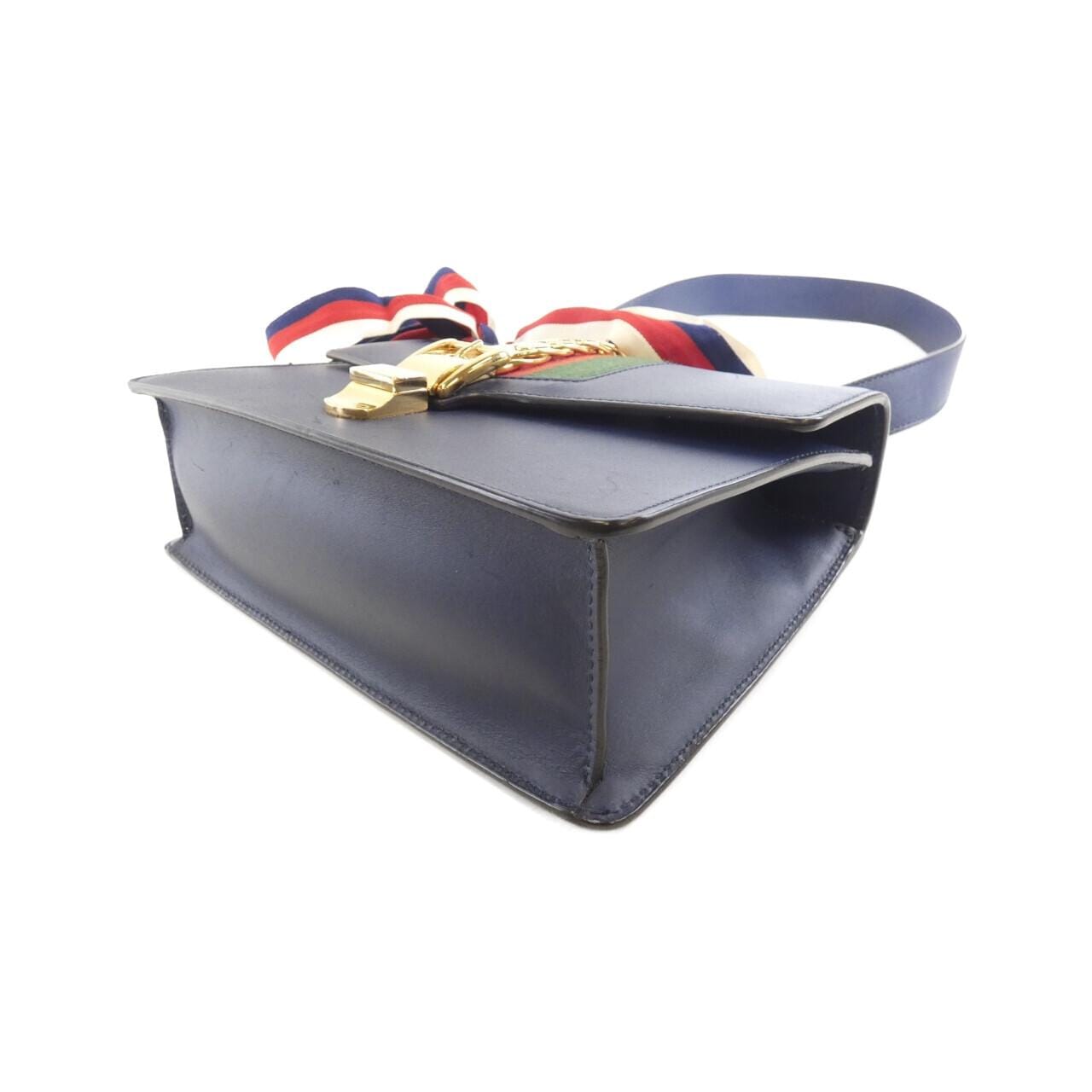 グッチ SYLVIE 421882 ショルダーバッグ