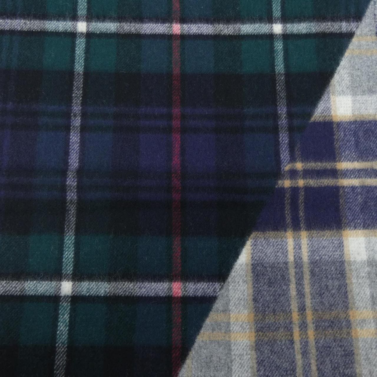 ジョンストンズ JOHNSTONS OF ELGIN WA001660 MUFFLER