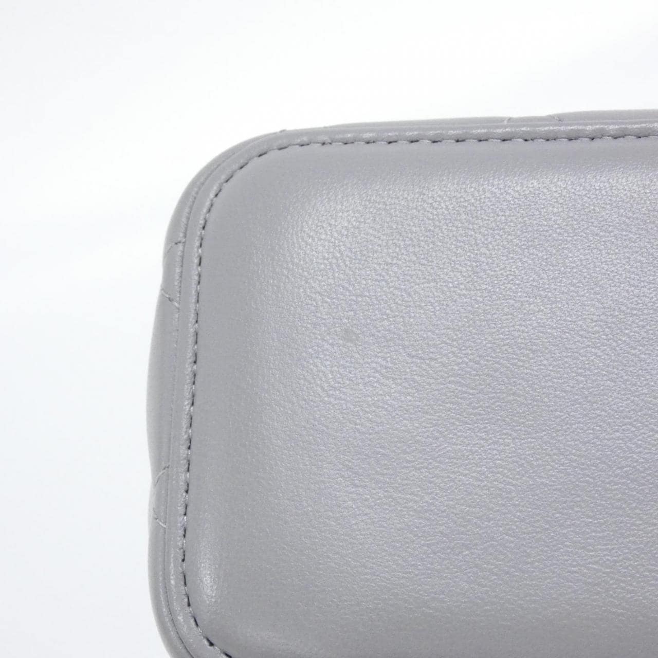 シャネル AP2303 ショルダーバッグ