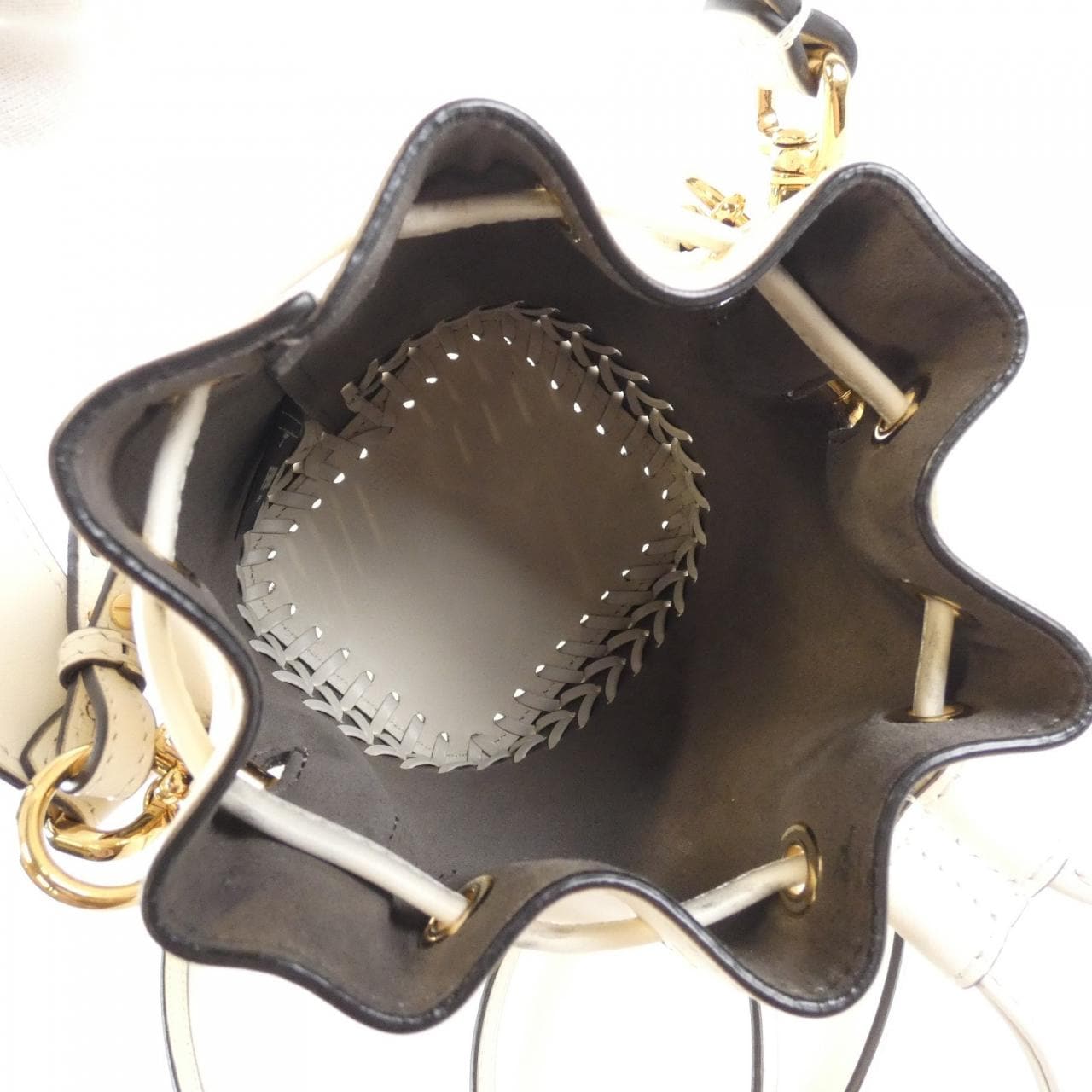 フェンディ ミニ モン トレゾール 8BS010 AGV0 バッグ