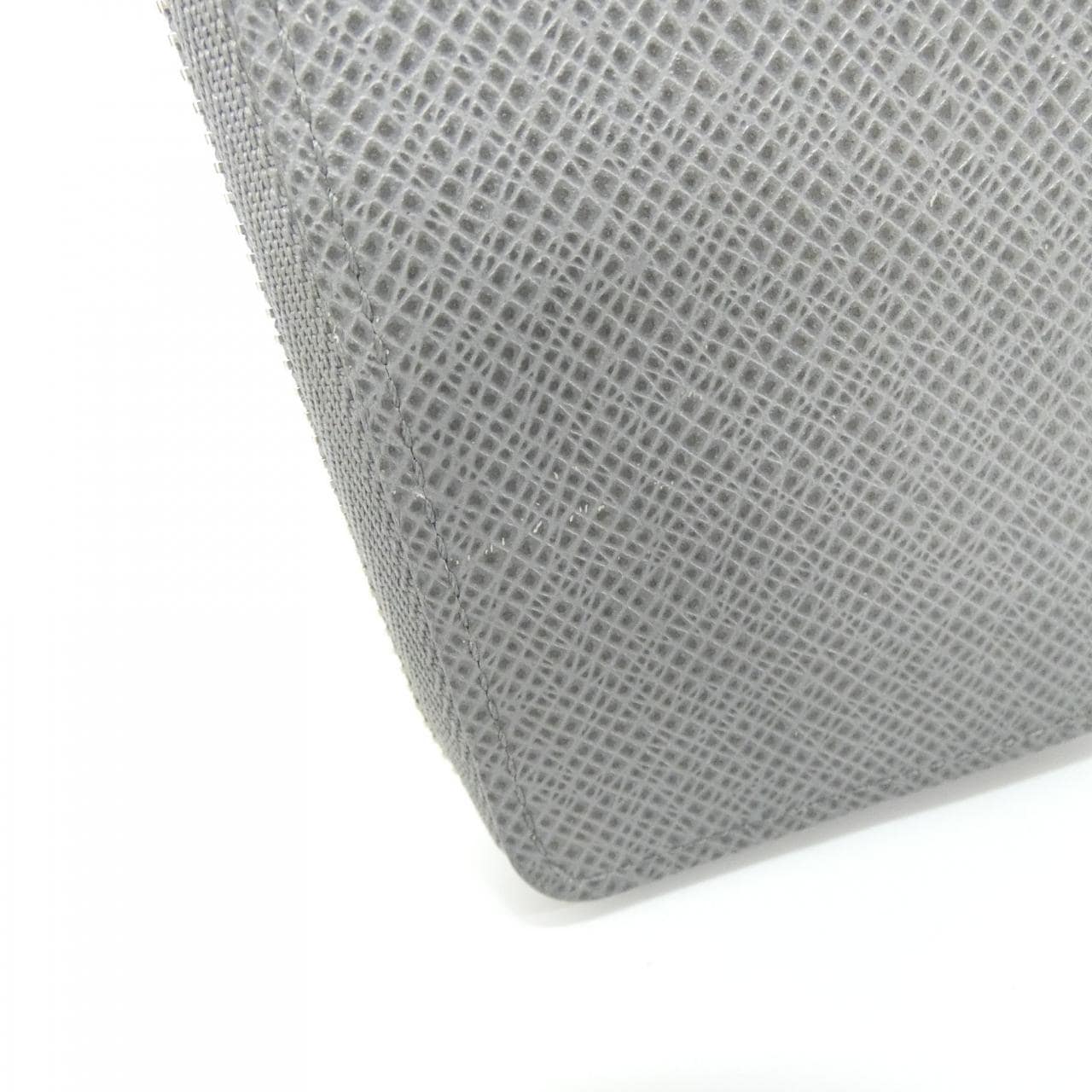 ルイヴィトン タイガ ジッピー コインパース M32617 コインケース