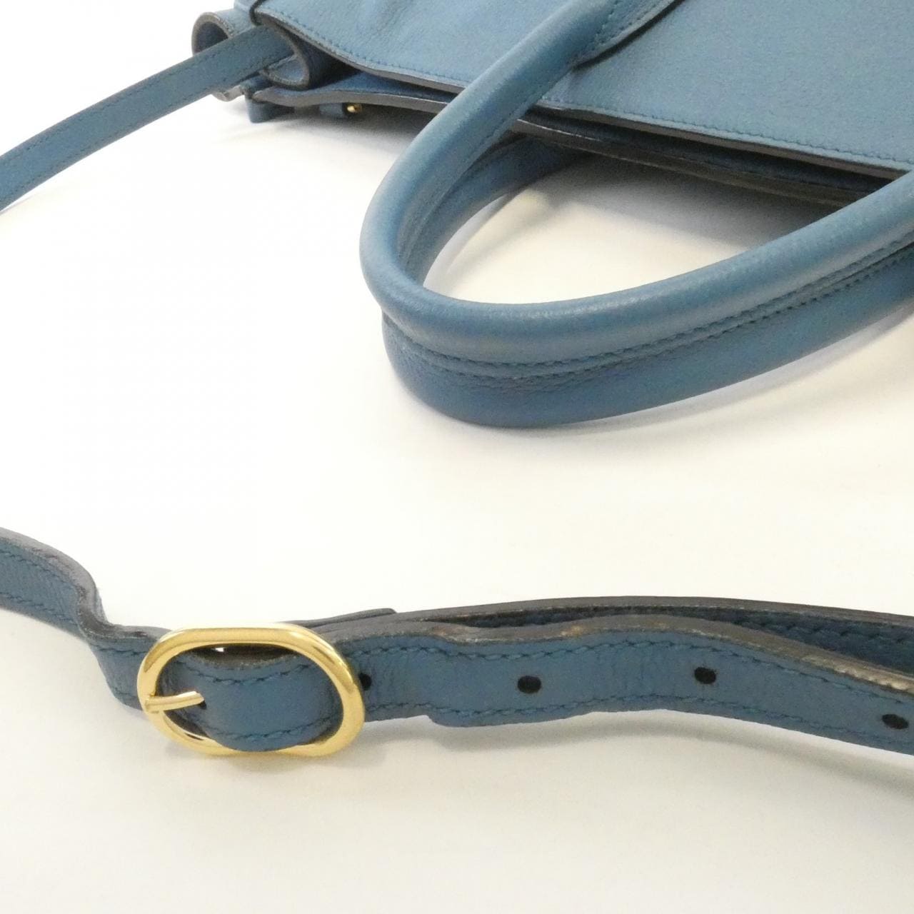 グッチ 674837 0E8IG バッグ