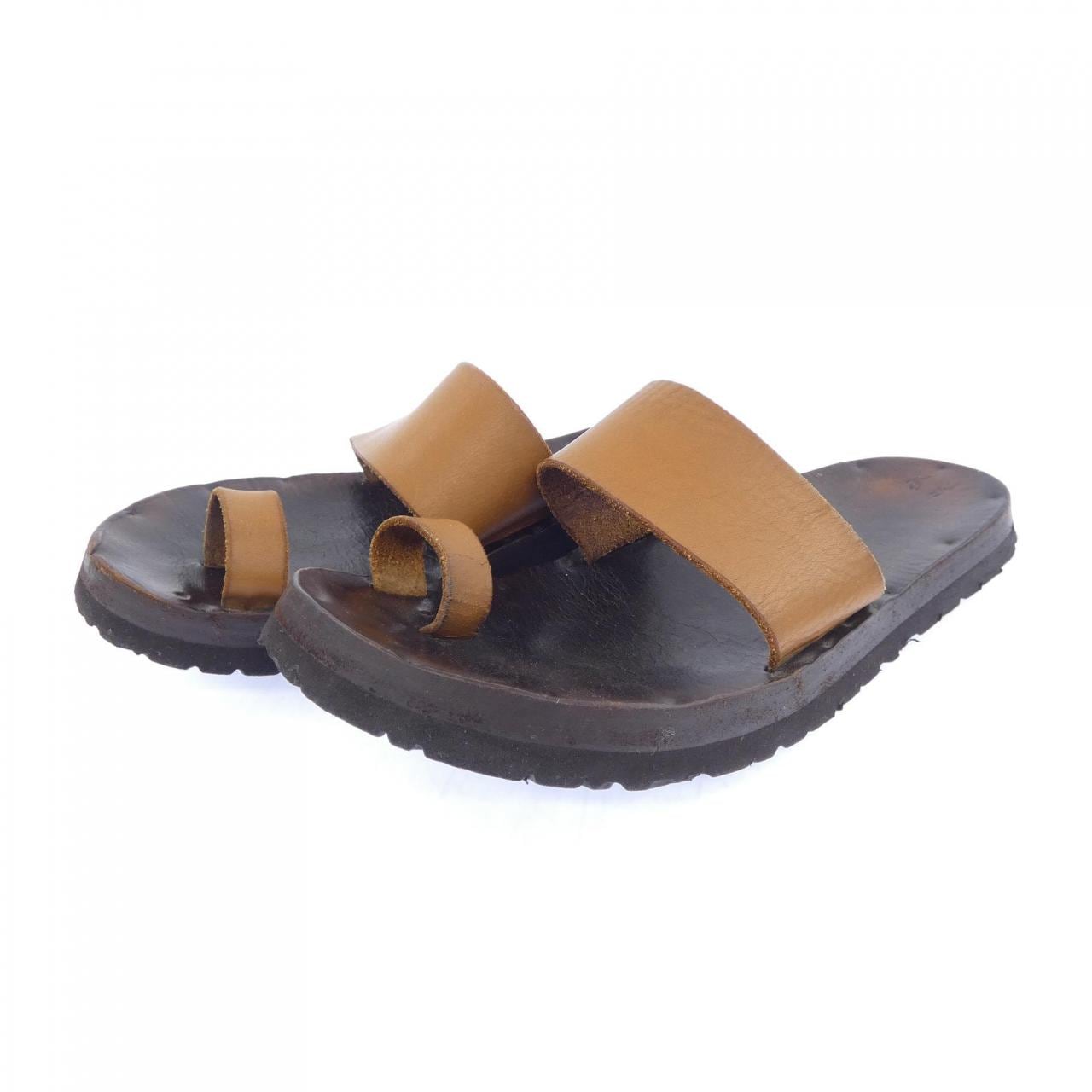 ユッタニューマン JUTTA NEUMANN サンダル